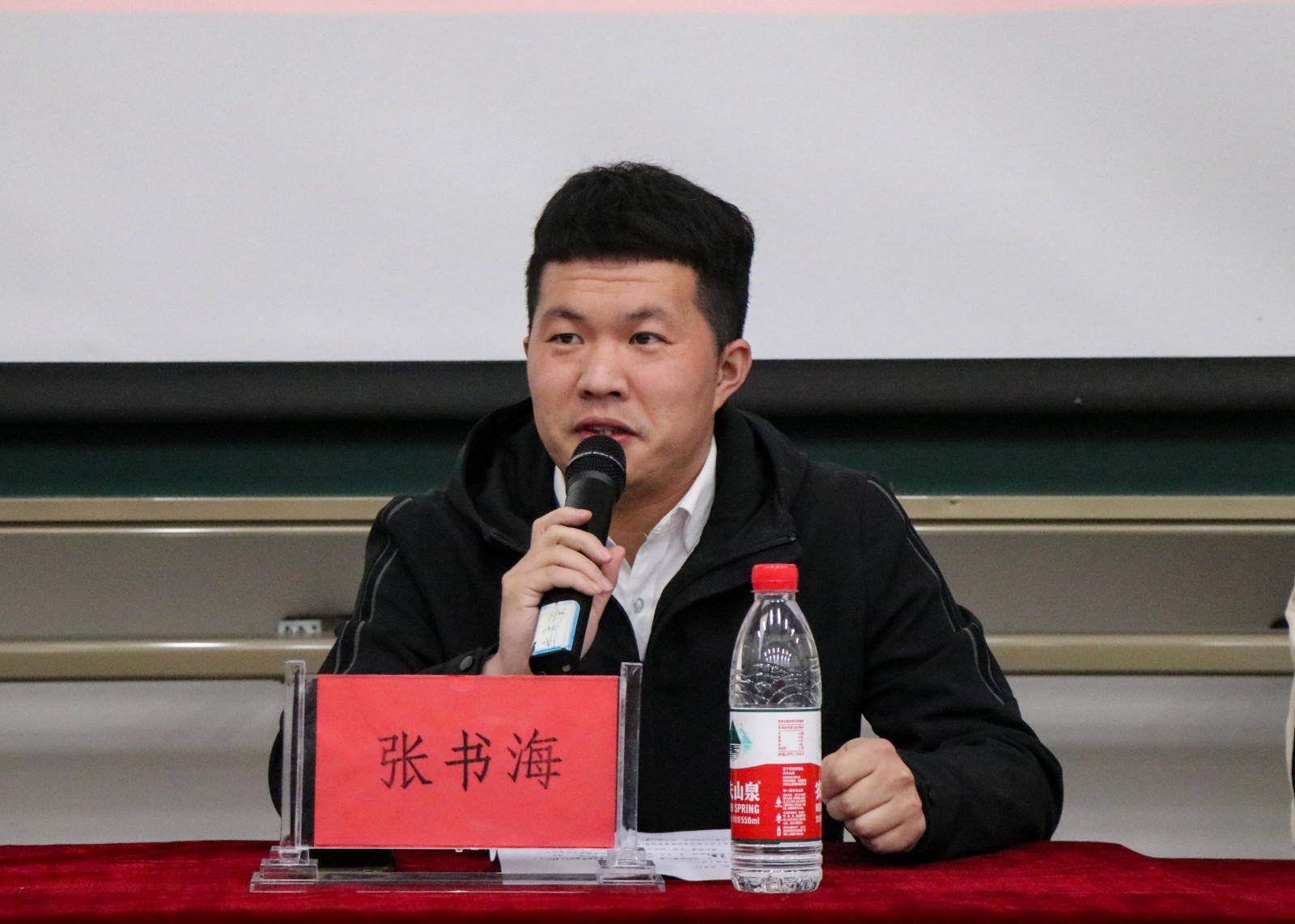 摄影记者曹珍珍、王玉菲6.jpg