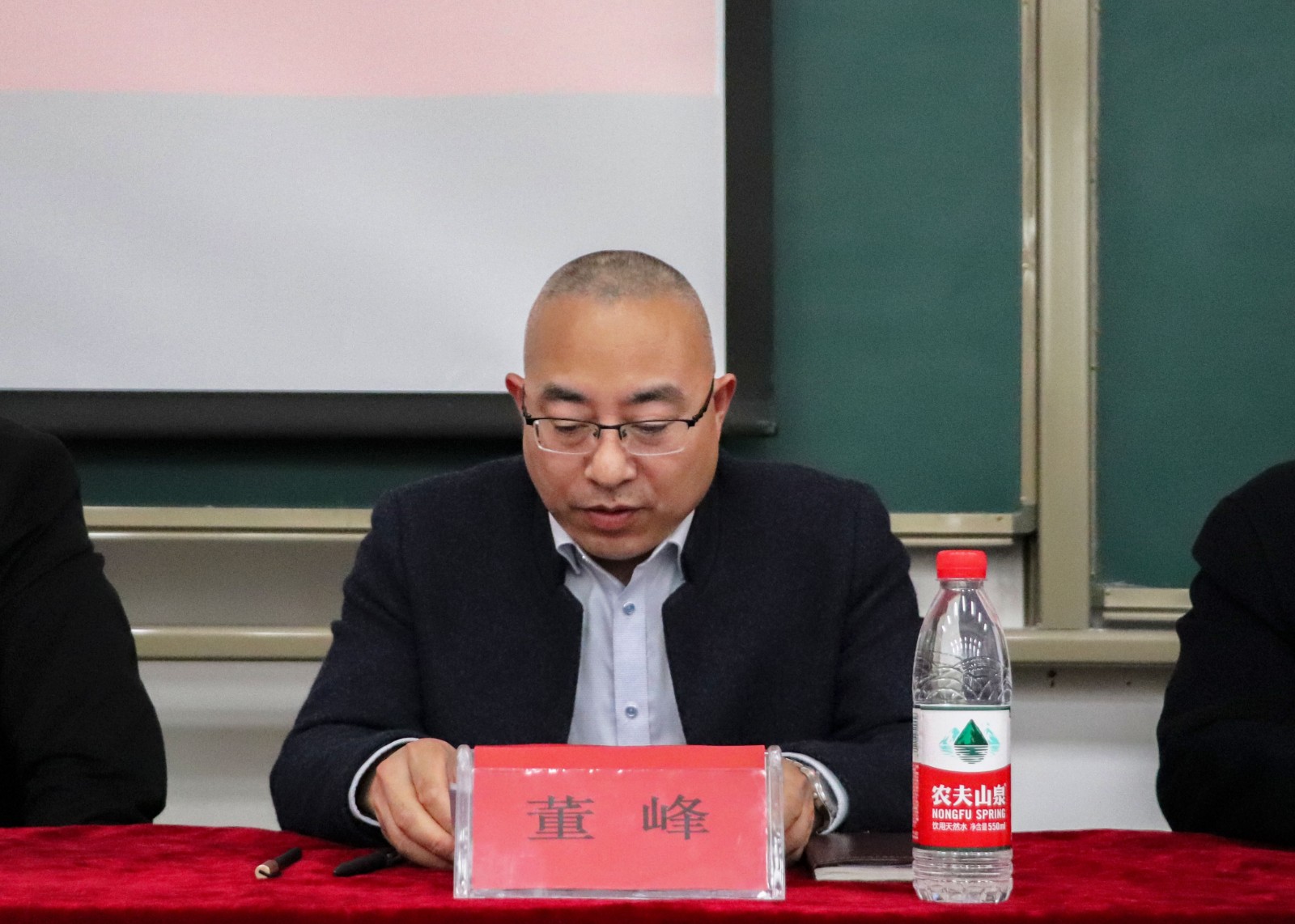 摄影记者 曹珍珍1.jpg