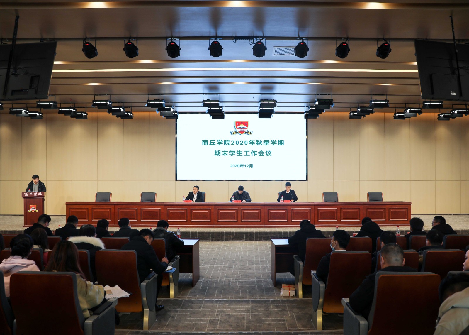 摄影记者黄楠、芦龙 (3).jpg