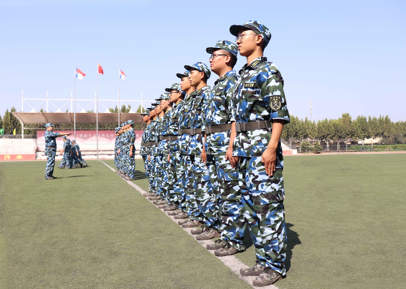 董濛颍 (13).jpg