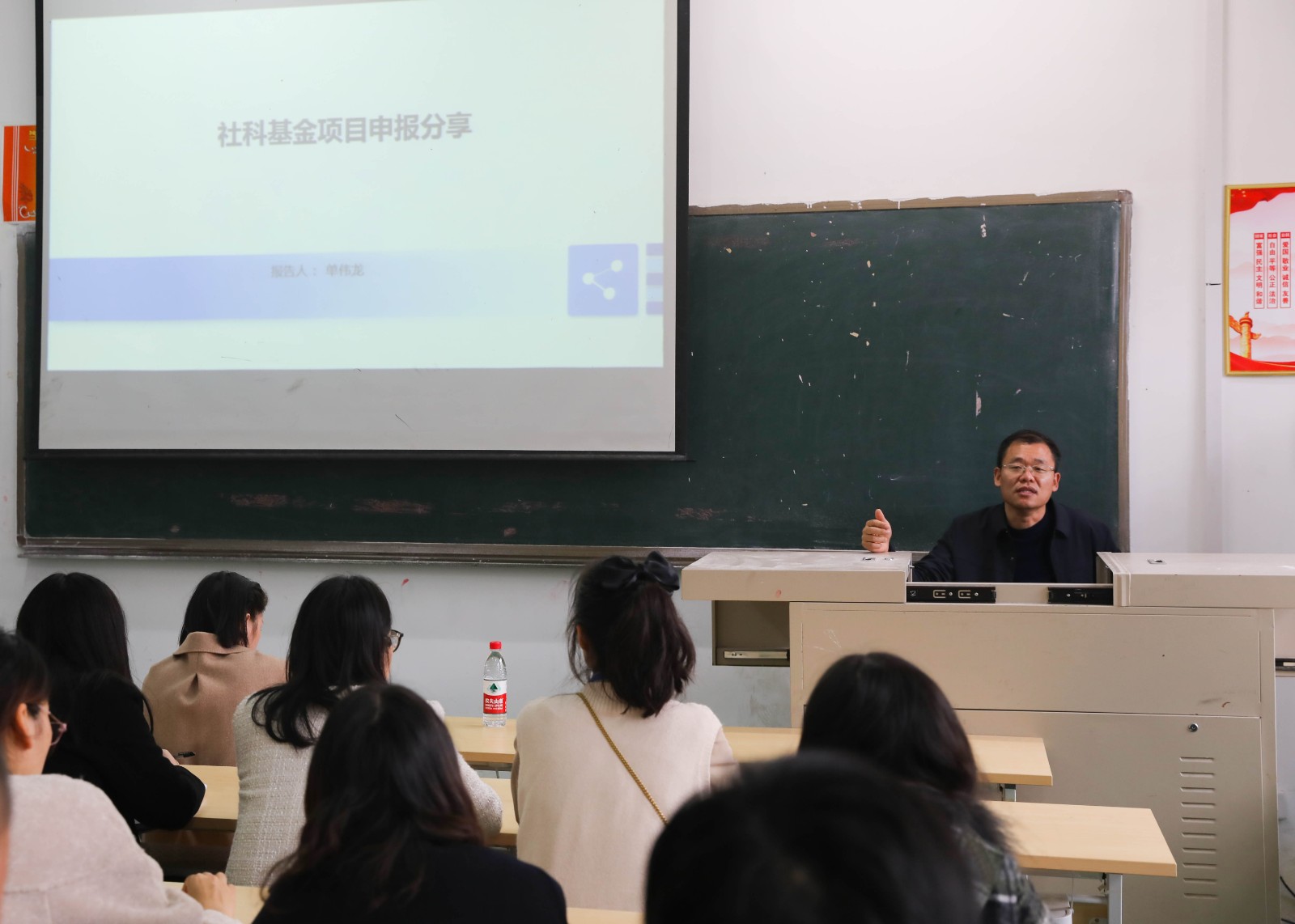 摄影记者于慧（2）.jpg