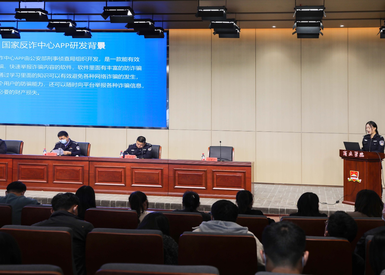 摄影记者于慧（1）.jpg