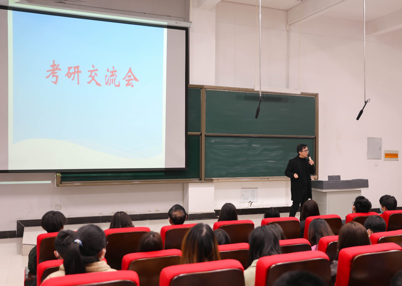 摄影记者于慧（4）.jpg