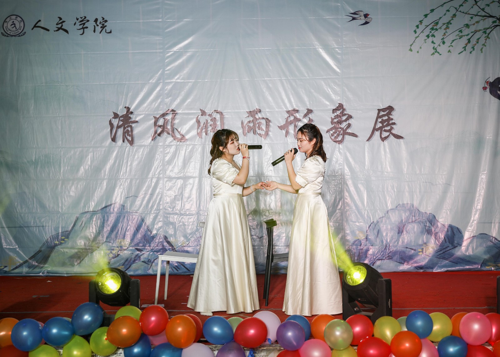 摄影记者于慧、王强、袁媛 (4).jpg