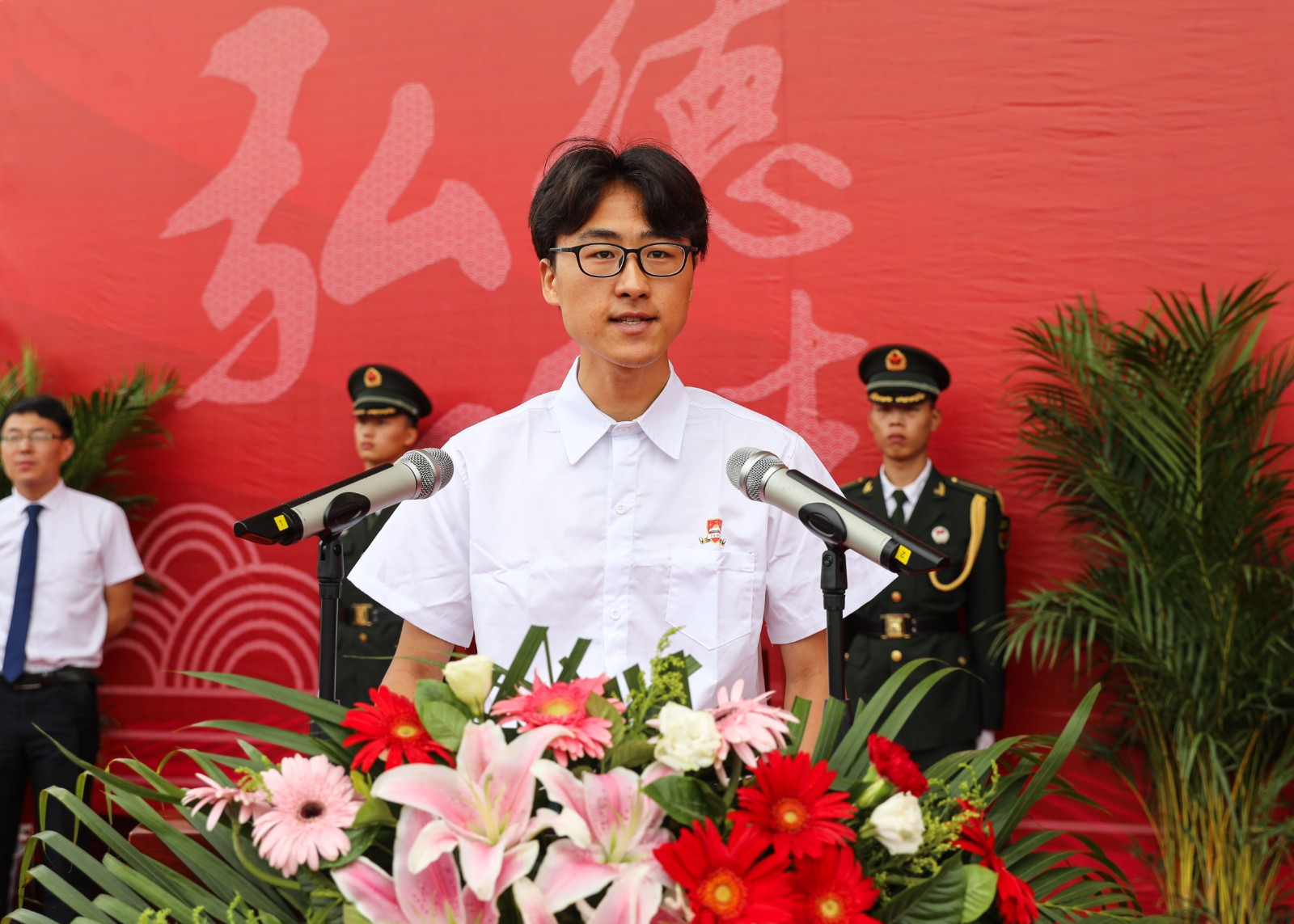 摄影记者李曼2.jpg