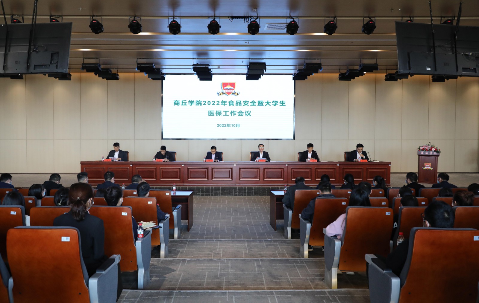 摄影记者白坷欣修1.jpg