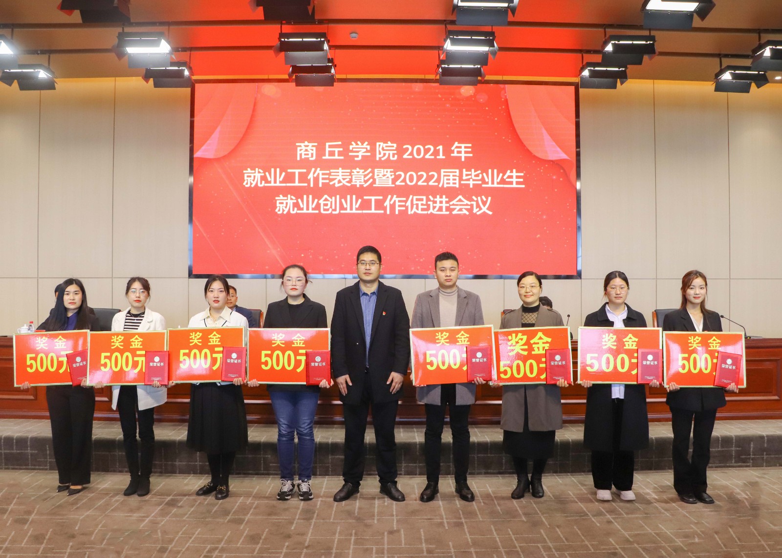 摄影记者朱国强 陈丹 (2).jpg