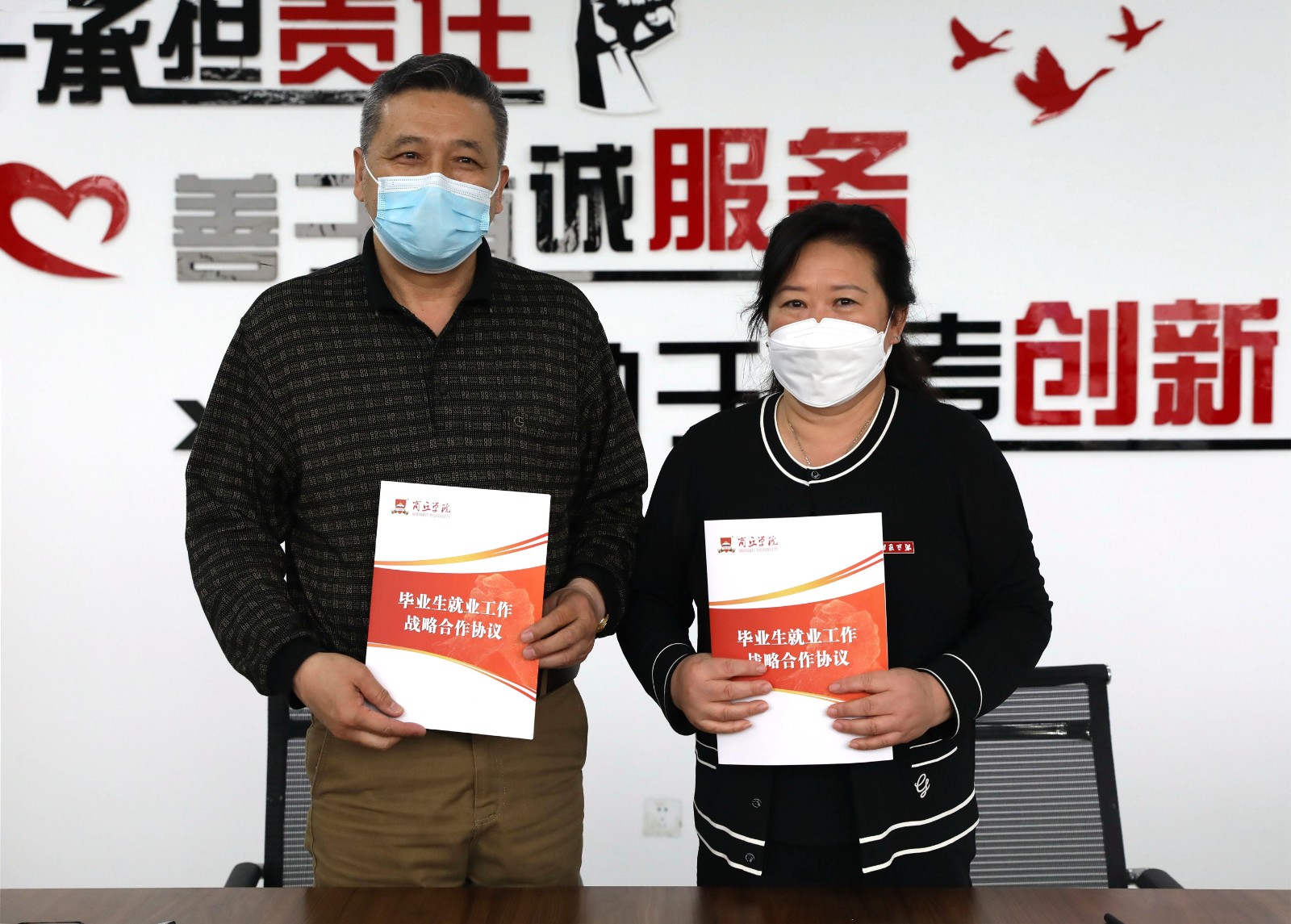 摄影记者白坷欣修5.jpg