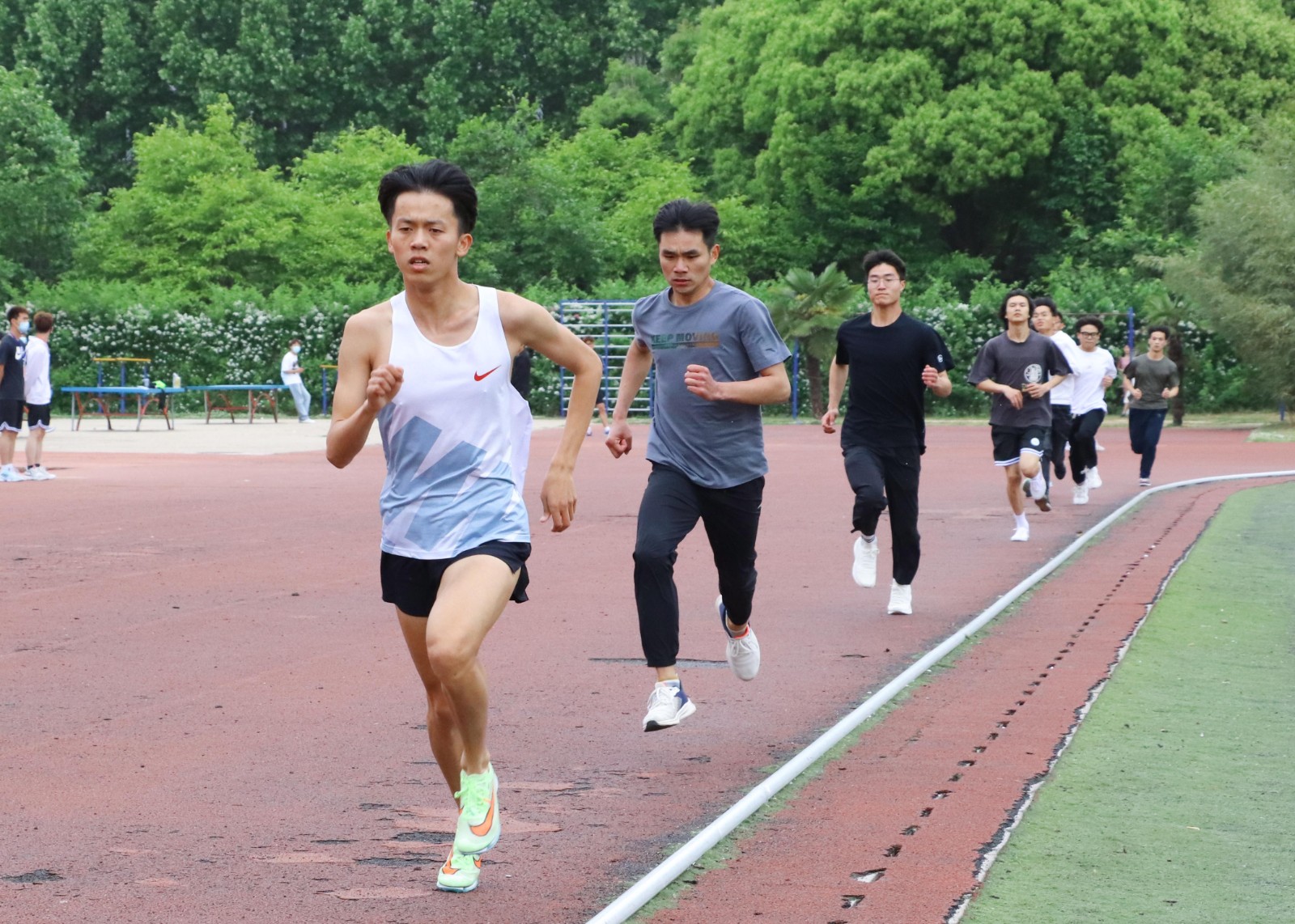 摄影记者高鹏林，陈丹，刘贺鹏 (3).jpg