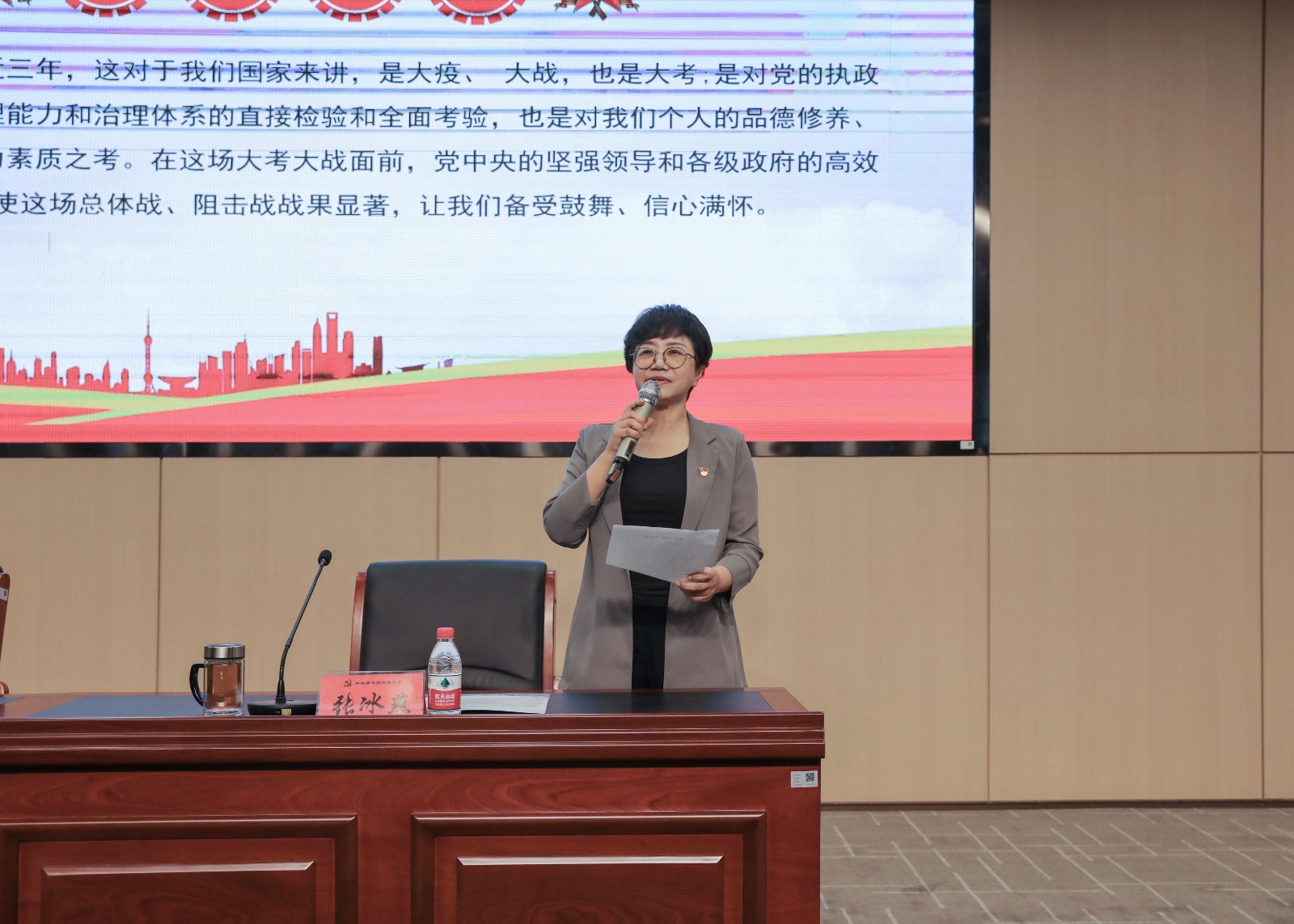 摄影记者高鹏林5(修改）.jpg