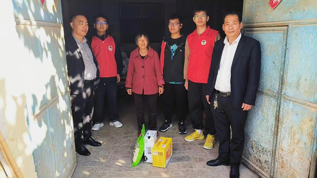图片 2.jpg