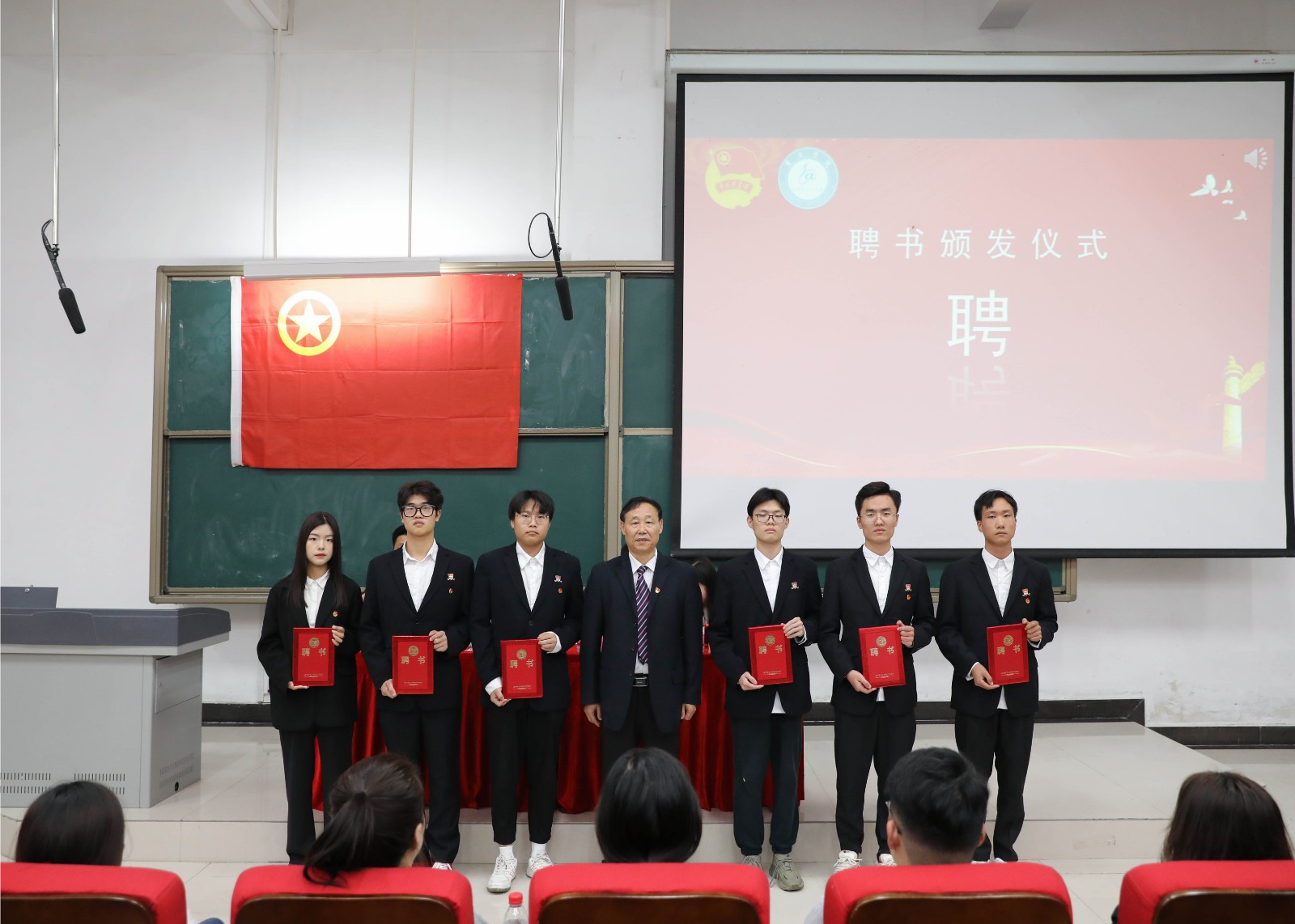 摄影记者原洪帅 杨晓威 (6).JPG