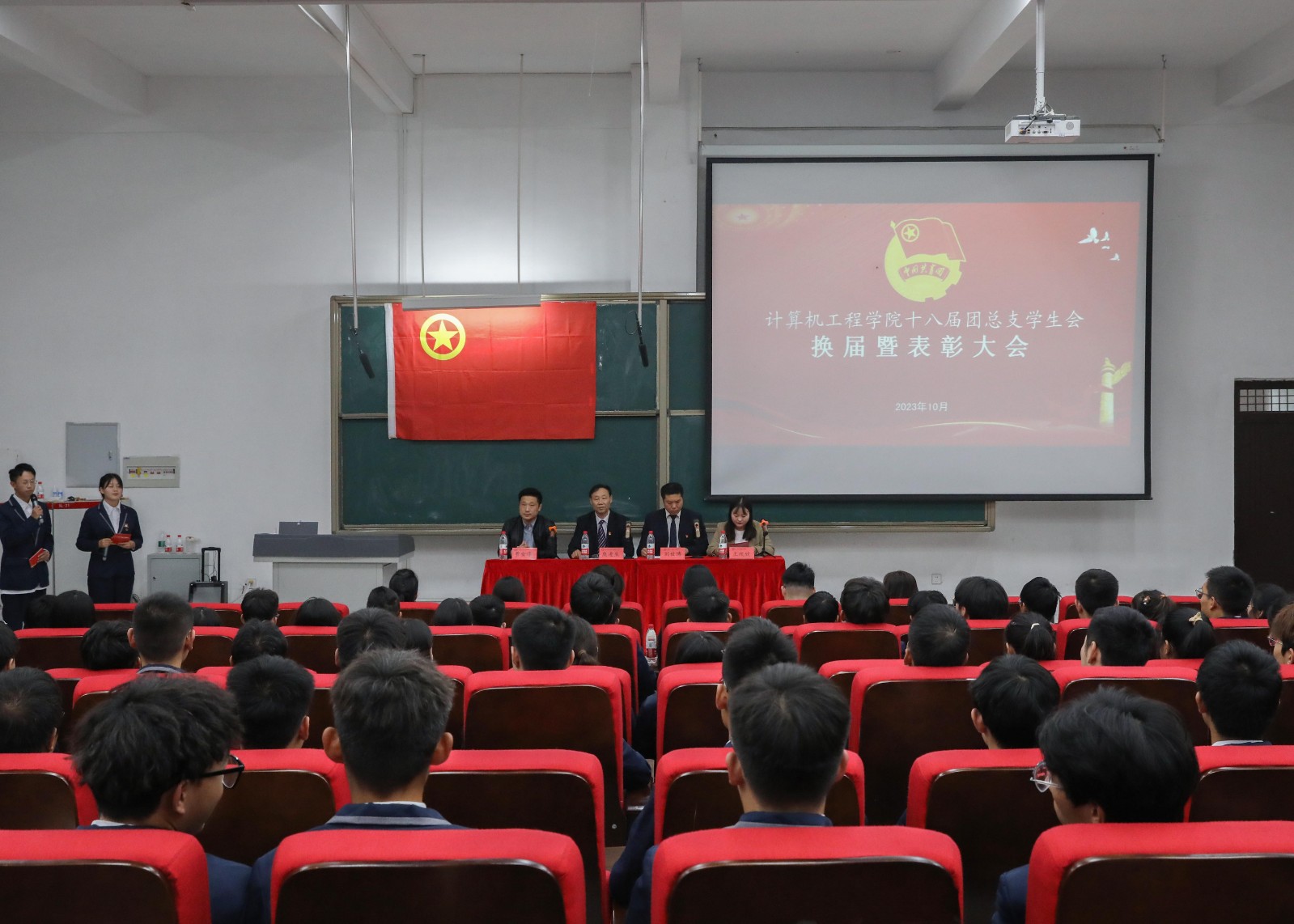 摄影记者原洪帅 杨晓威 (4).JPG