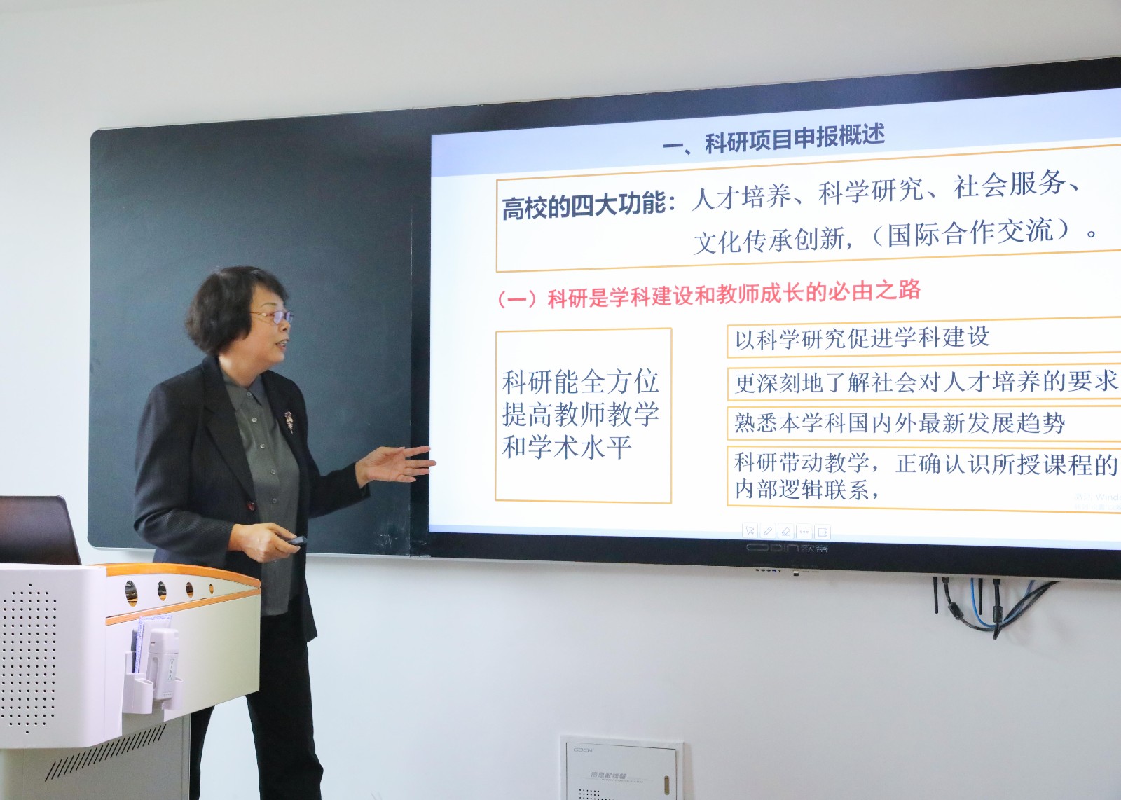 摄影记者李今墨修 (2).JPG