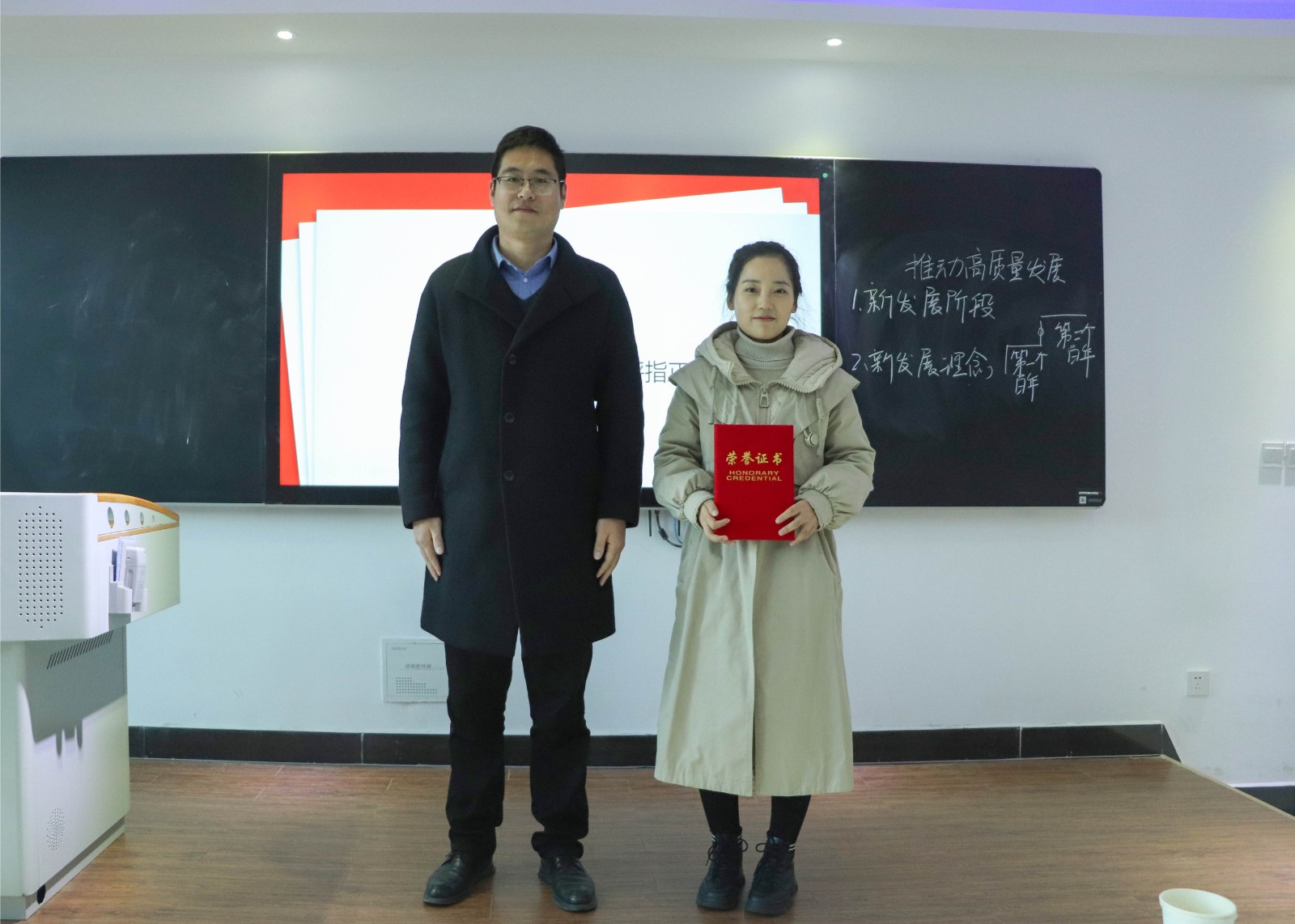 摄影记者刘守婷2.jpg