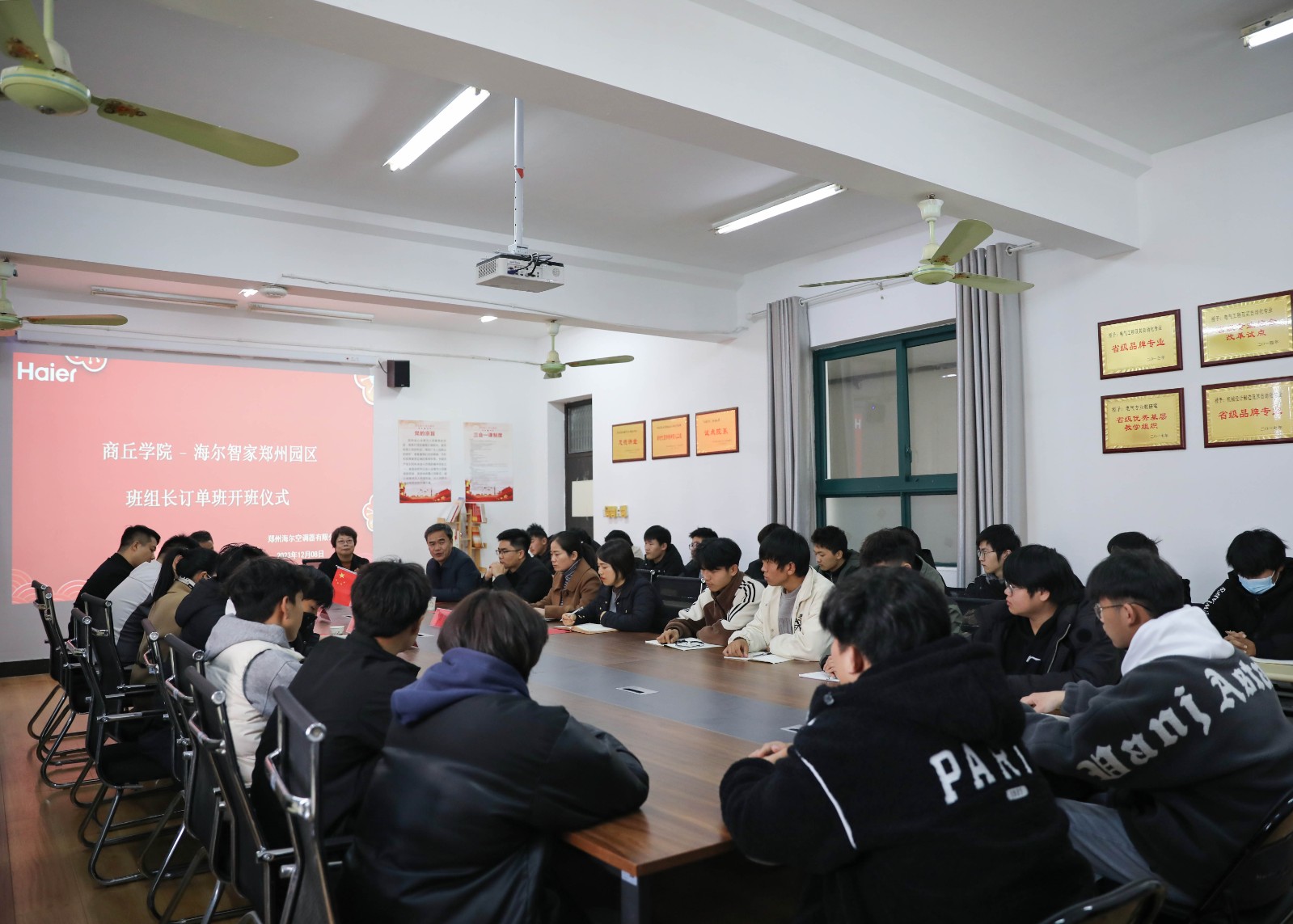 摄影记者刘果2.jpg