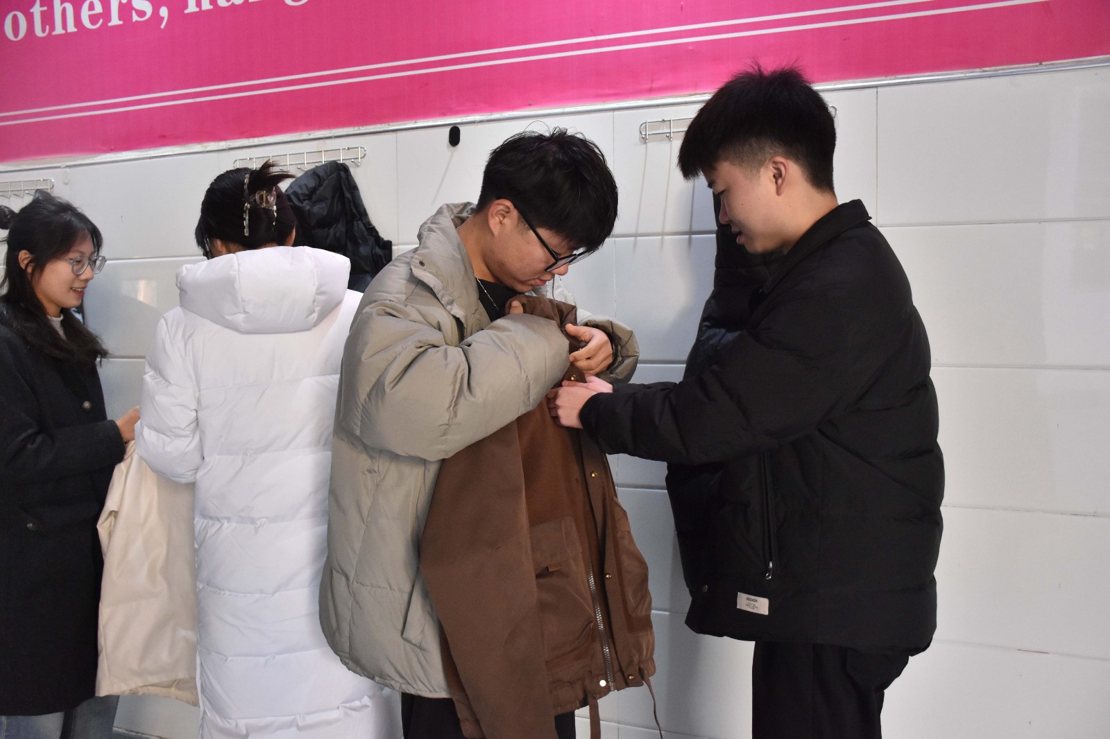 cf039bcb8b5036ad22d6880cb347eb0.jpg