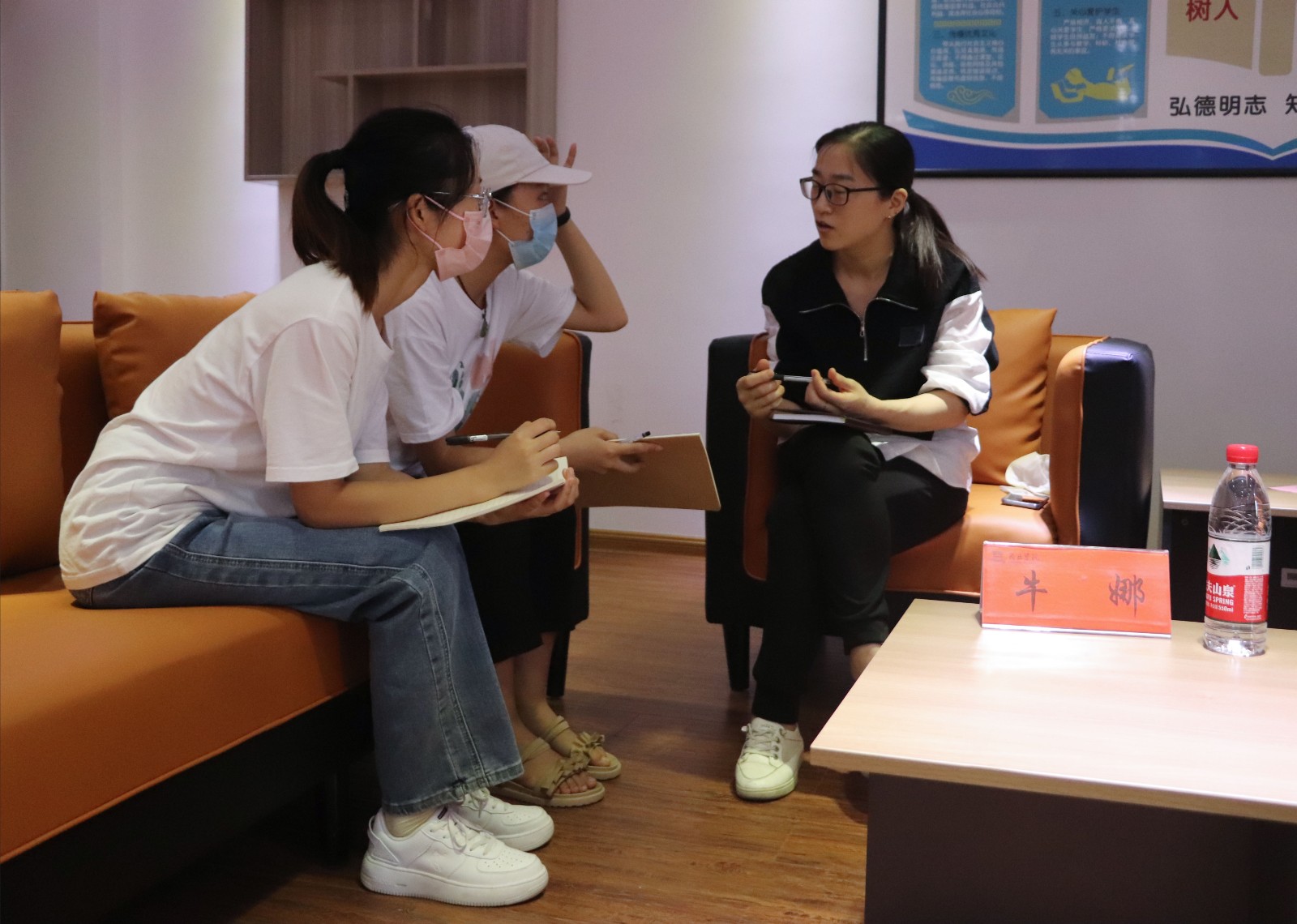 学生合影2.jpg
