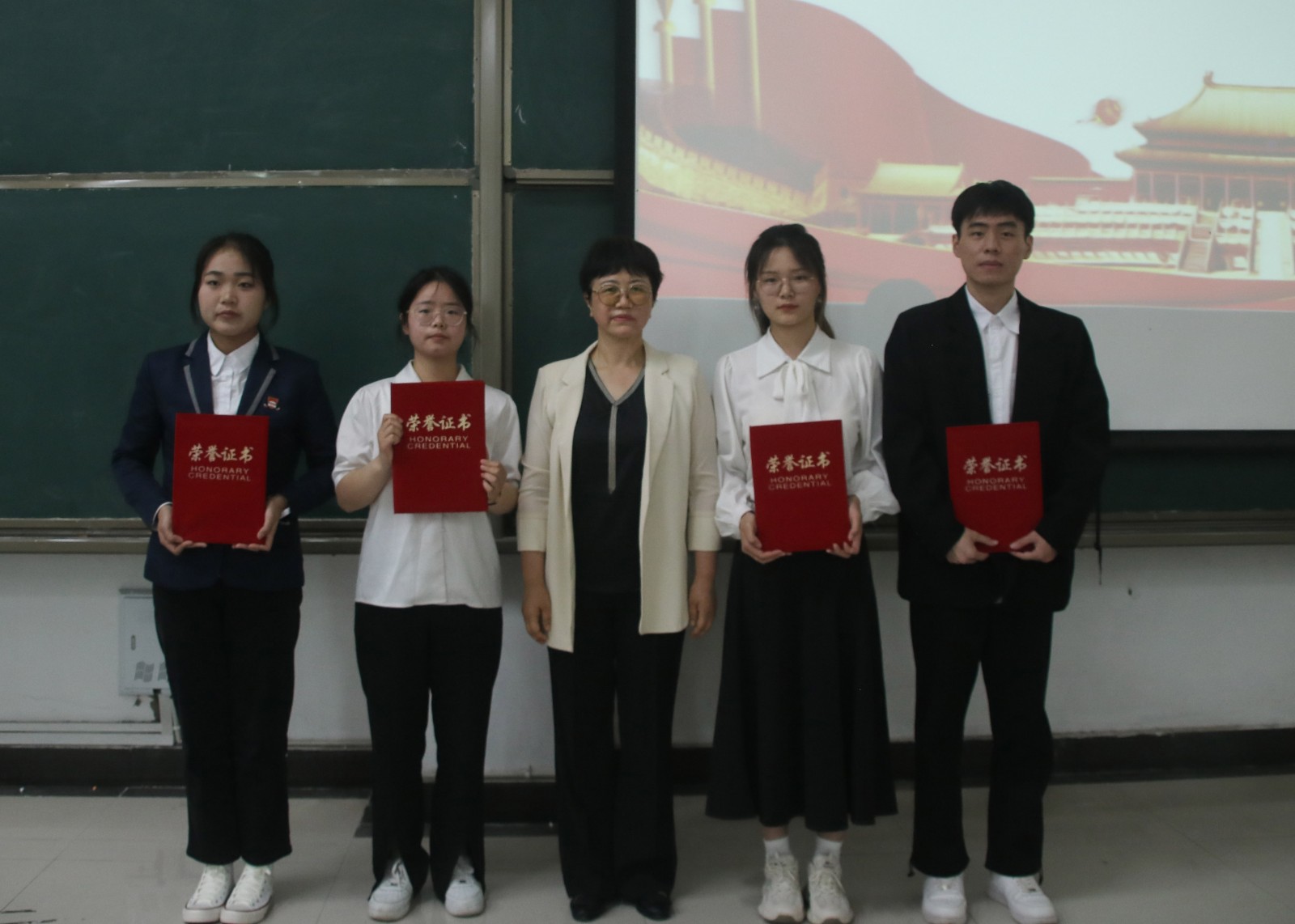 摄影记者韩若冰徐勤亮7.jpg