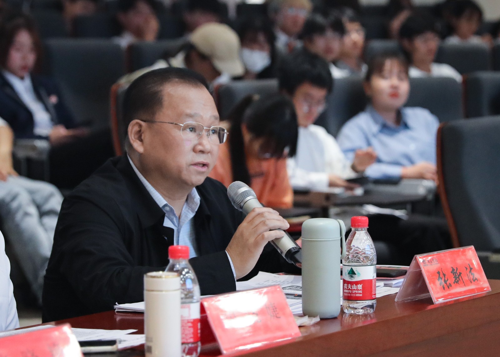 摄影记者鲁悦(3).jpg