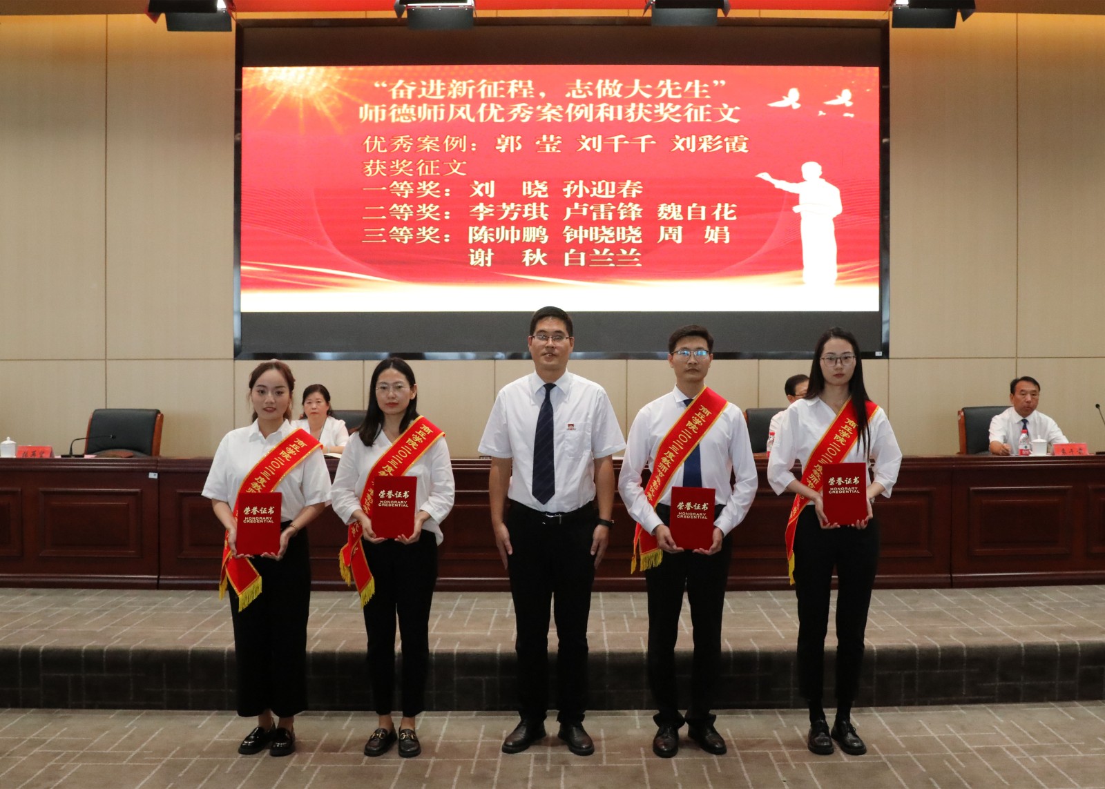 摄影记者刘果 原洪帅14.JPG