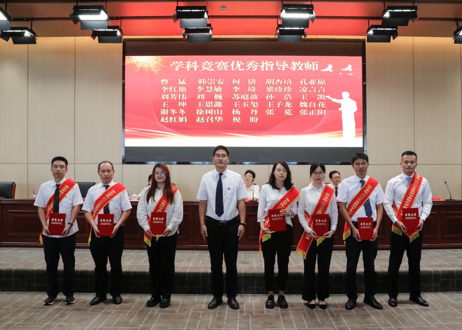 摄影记者刘果 原洪帅3.jpg