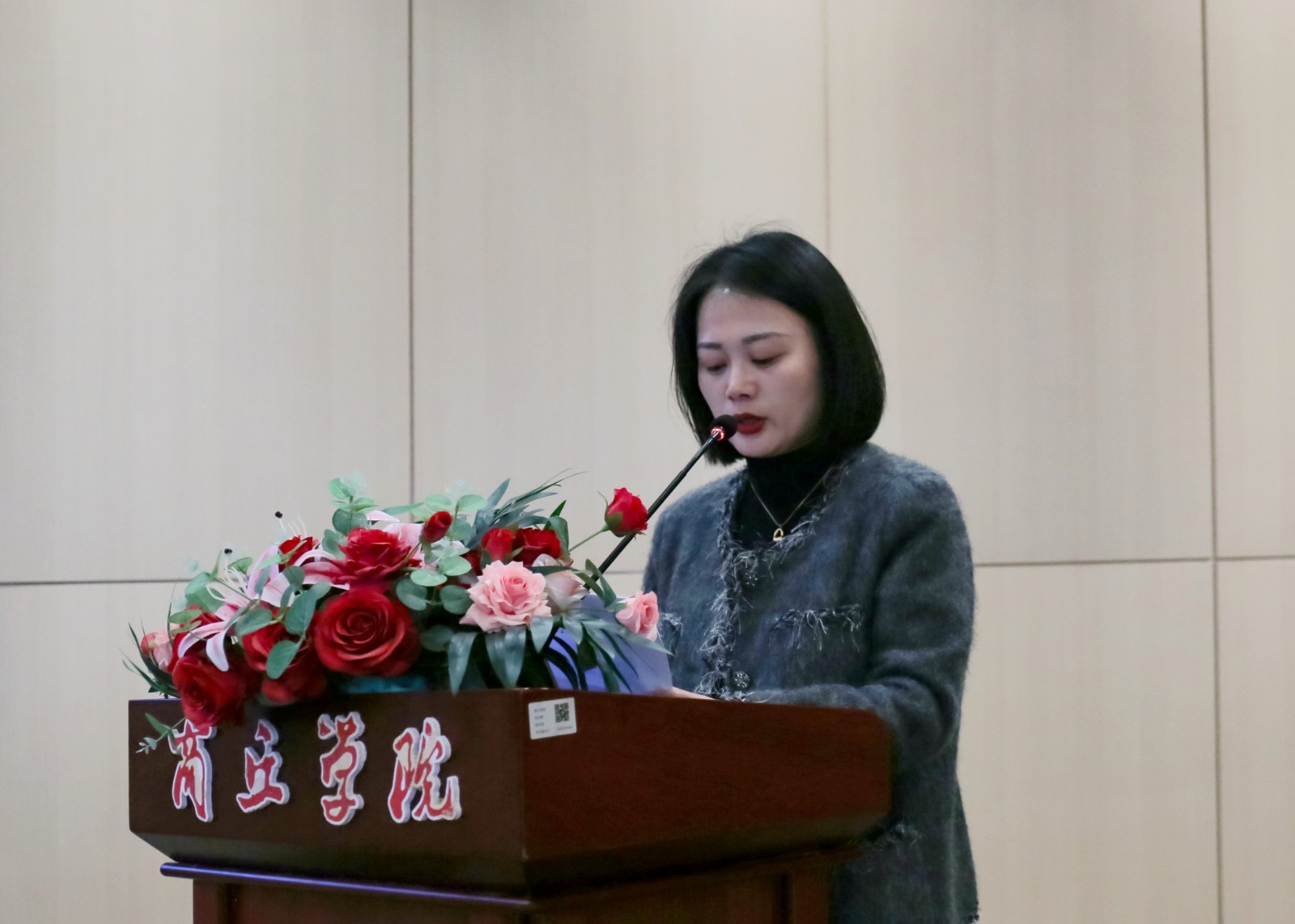 摄影记者王非凡修9.jpg