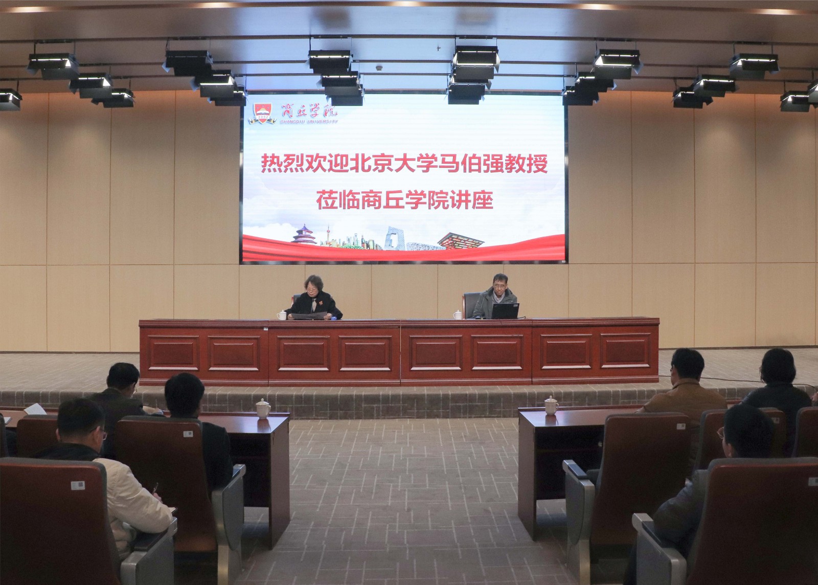 摄影记者刘果1.jpg