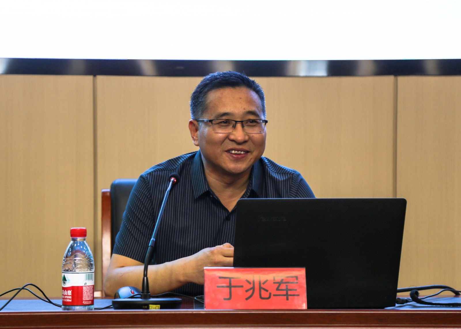 摄影记者张浩修 (3).jpg