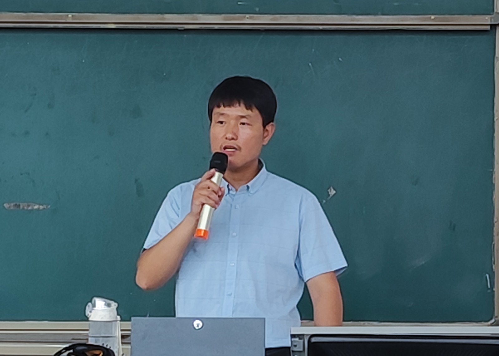 摄影记者沈佳敏修4.jpg