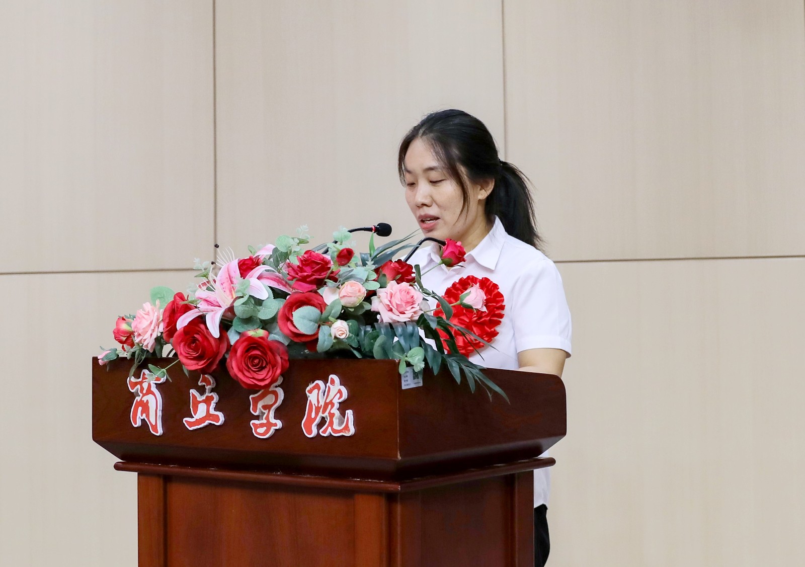 摄影记者王非凡修14.jpg