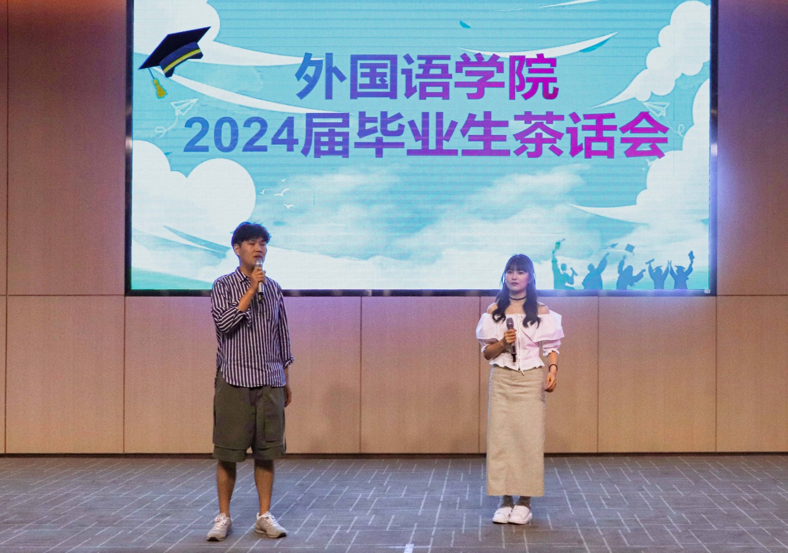 摄影记者高自豪 王非凡修4.jpg
