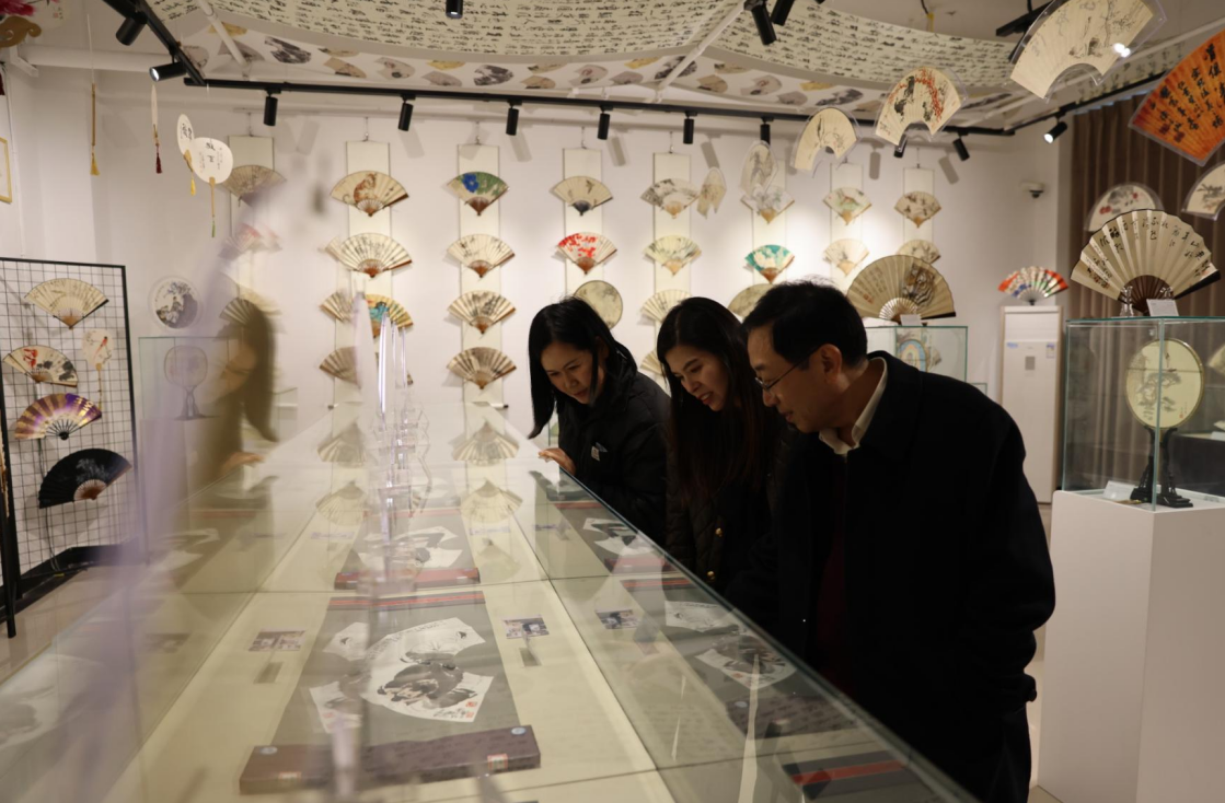 dde935a4-58bf-487a-a87c-78ee2245f3c8.png dde935a4-58bf-487a-a87c-78ee2245f3c8.png