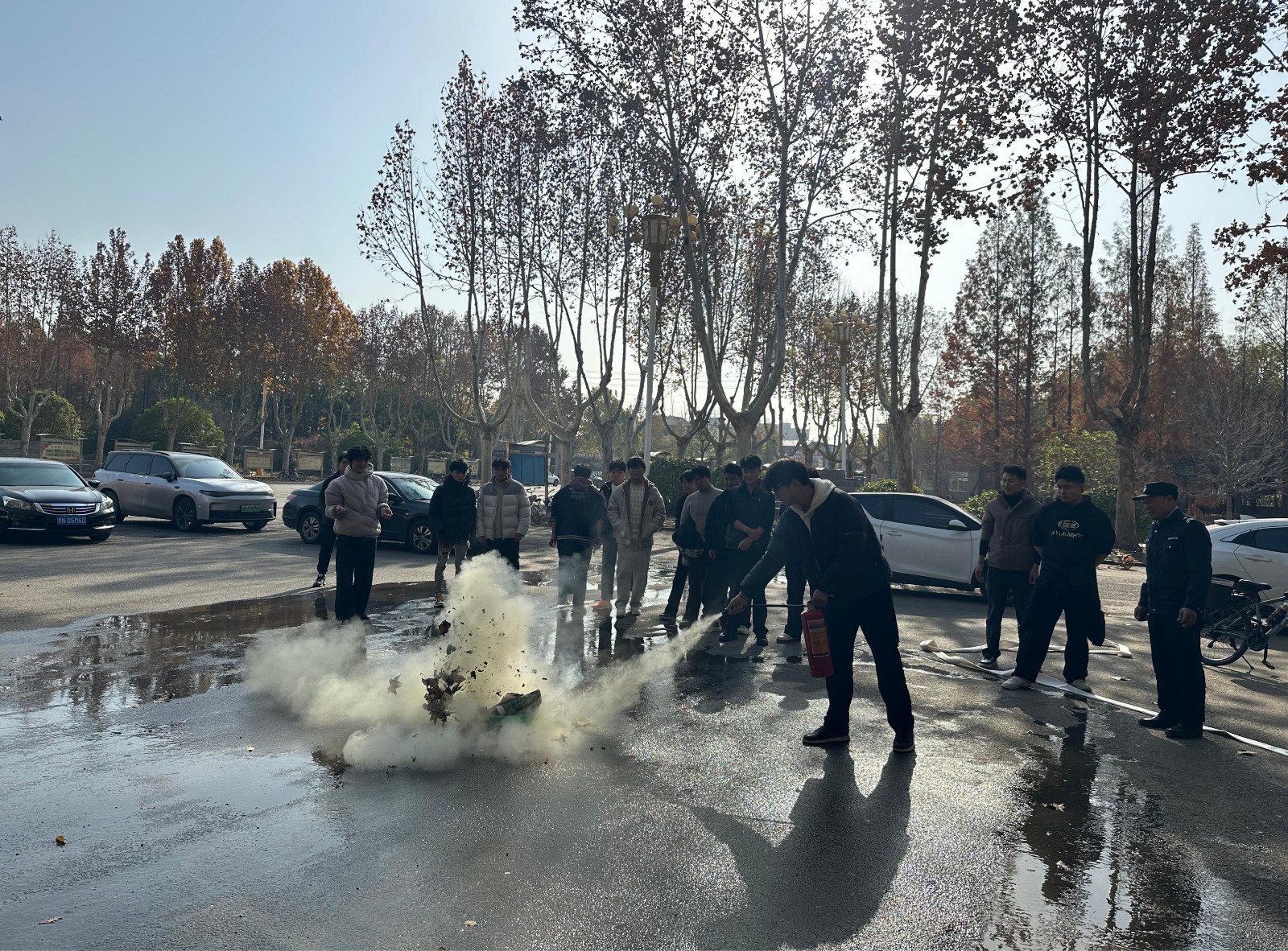 消防演习 (2).jpg 消防演习 (2).jpg