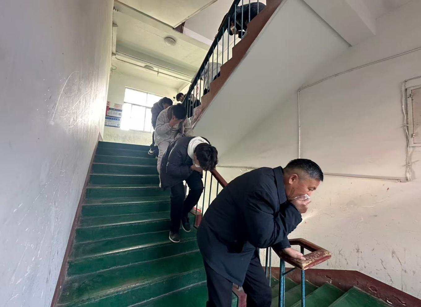 消防演习 (1).jpg 消防演习 (1).jpg