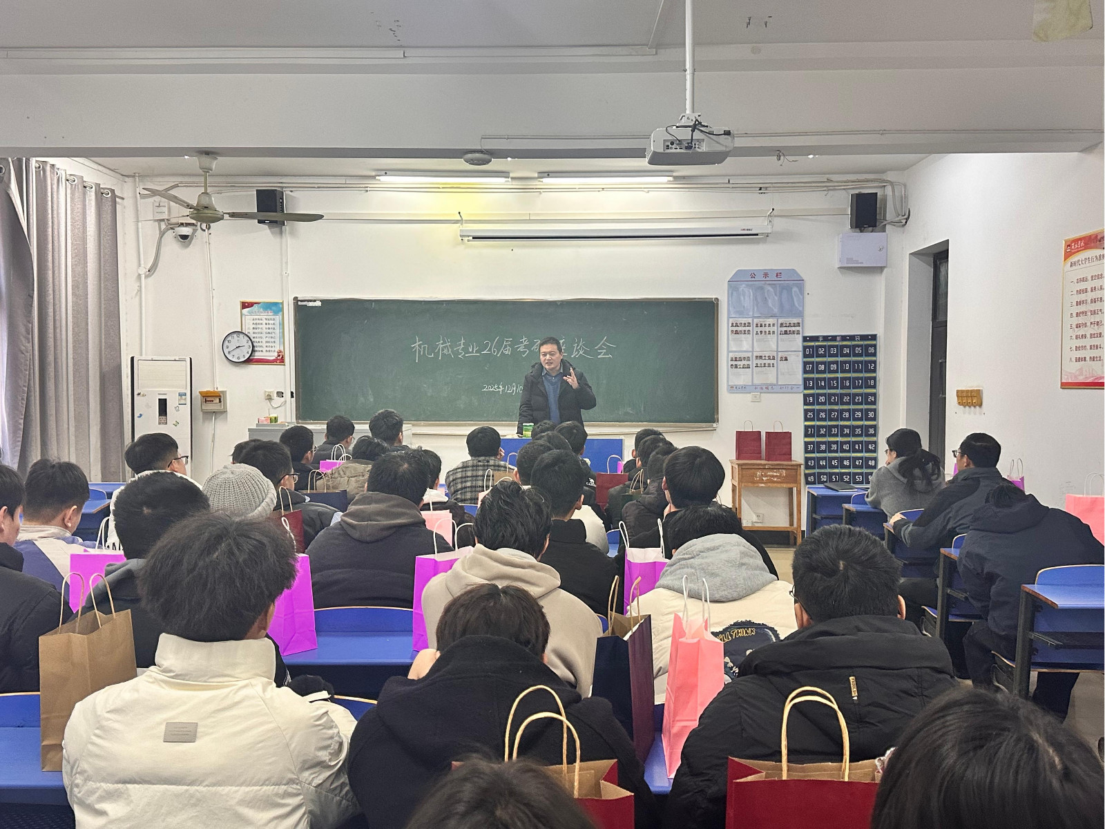 072e39c4b8616dbb6fa566a992c22de9.jpg 072e39c4b8616dbb6fa566a992c22de9.jpg