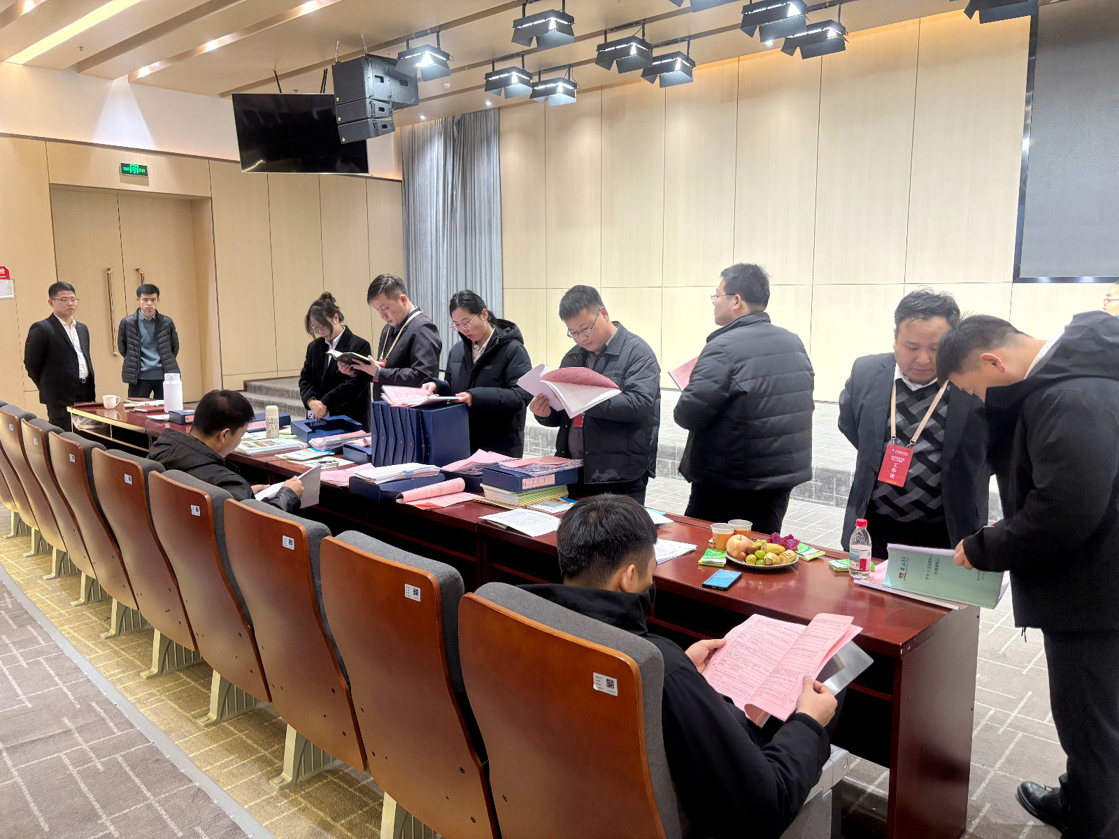 ziliao-1.jpg ziliao-1.jpg