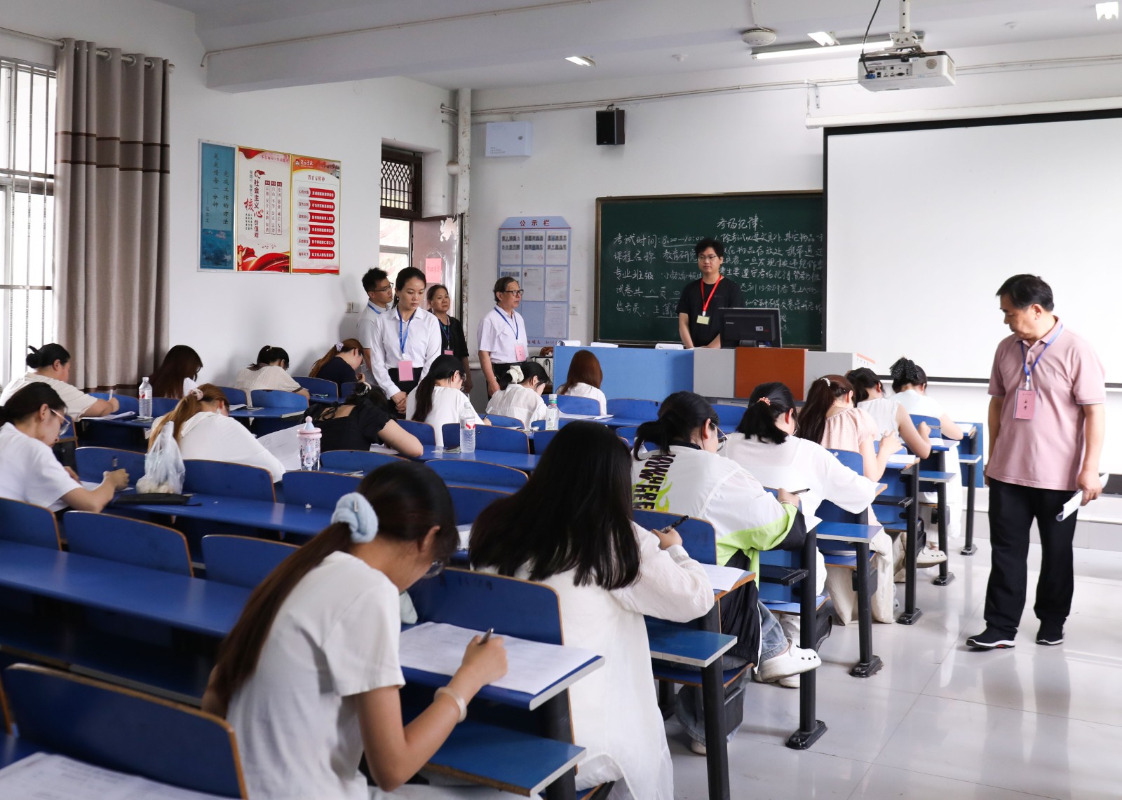 DU3A0038.jpg DU3A0038.jpg