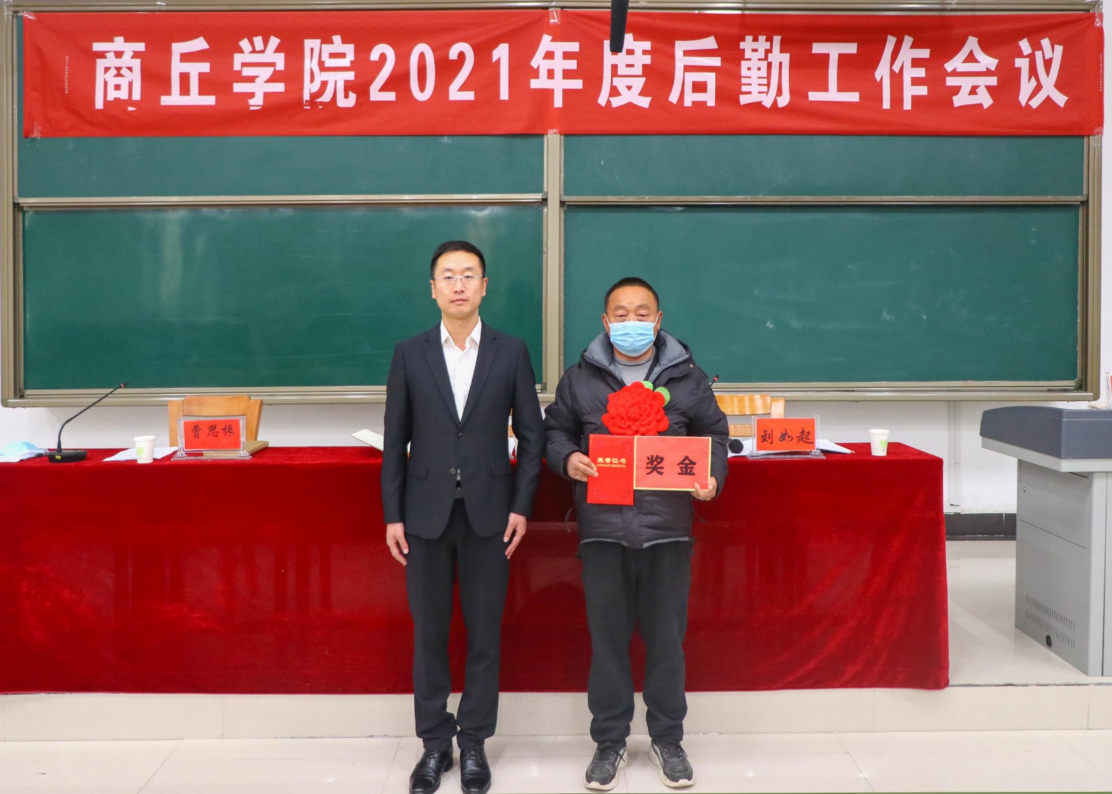 摄影记者朱国强 (1).jpg