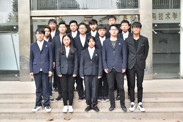 学习部合照.JPG