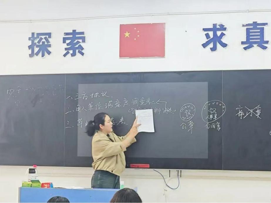 519b28ddca299ff036b563fae0125de7