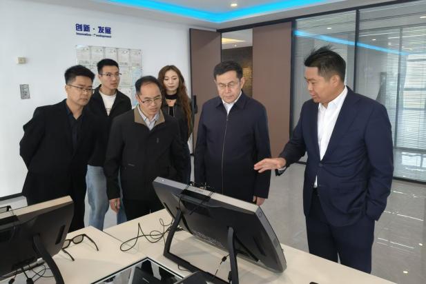 294c11dd05e287257438996945dd28a5