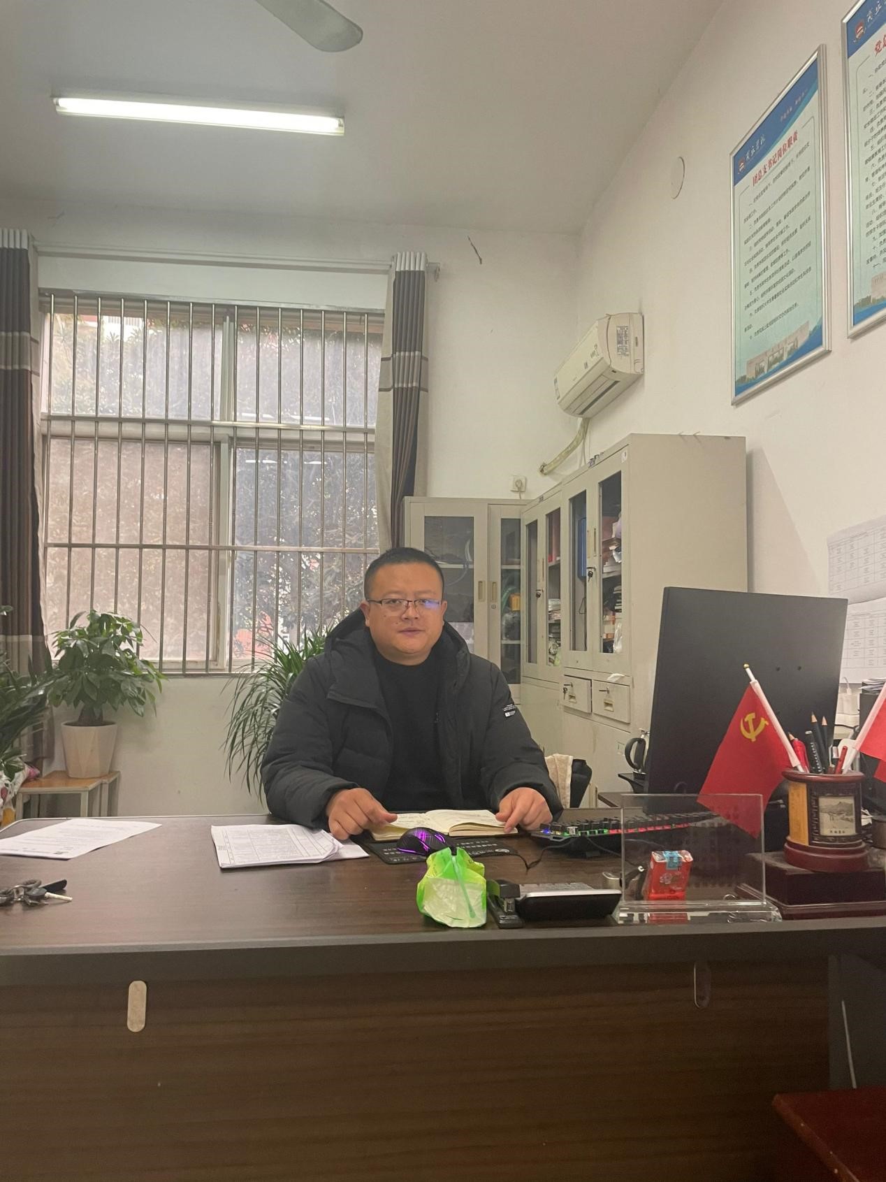 图片2.jpg 图片2.jpg