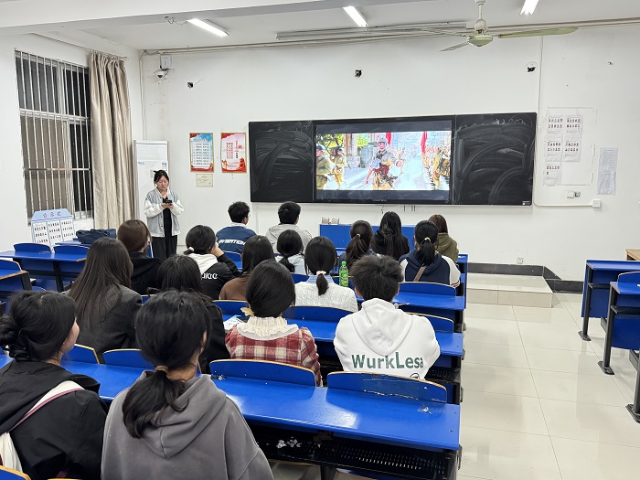 观影1.jpg 观影1.jpg