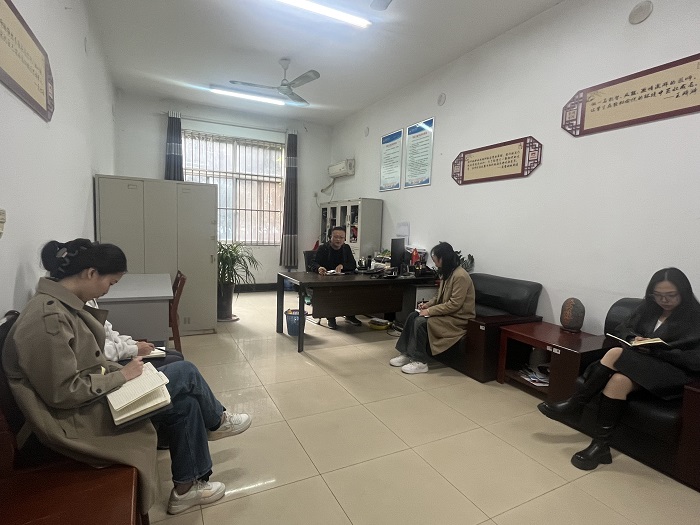 就业会议.jpg 就业会议.jpg