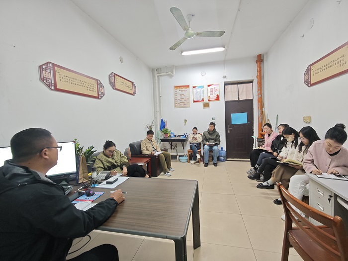学生例会1.jpg 学生例会1.jpg