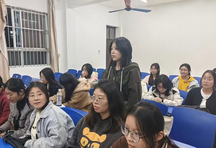 知识竞赛2.jpg 知识竞赛2.jpg
