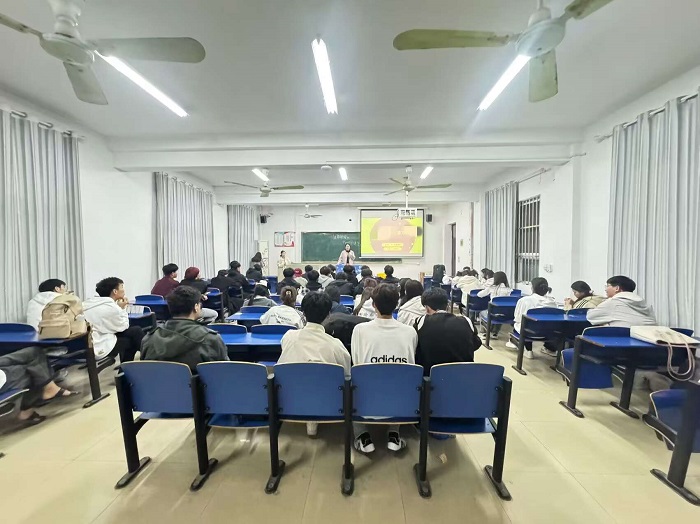 班会2.jpg 班会2.jpg