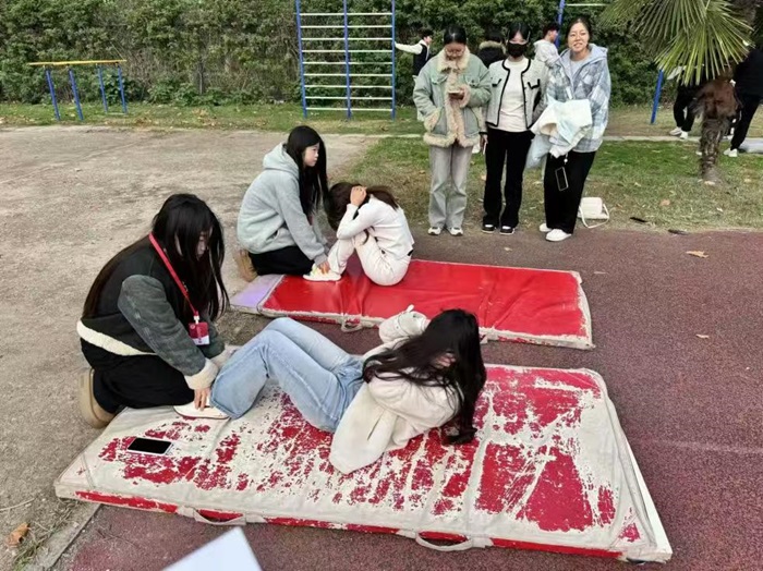 3.jpg 3.jpg