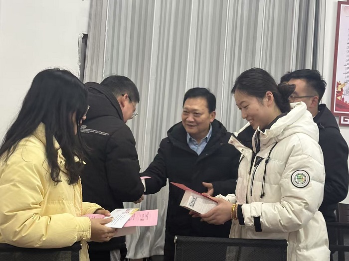 生日会2.jpg 生日会2.jpg